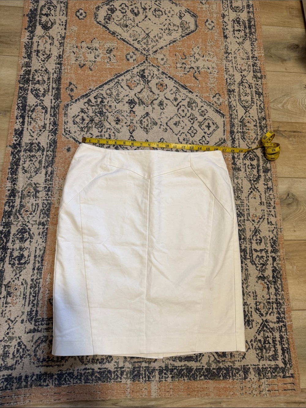 Worthington White Pencil Skirt